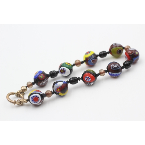 185 - 9ct gold vintage millefiori glass bead bracelet (1.8g)