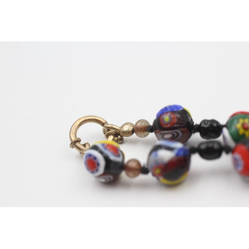 185 - 9ct gold vintage millefiori glass bead bracelet (1.8g)