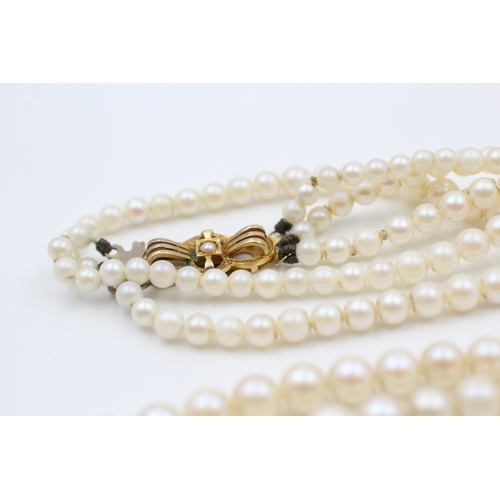 190 - 9ct gold cultured pearl three strand necklace (42.6g)