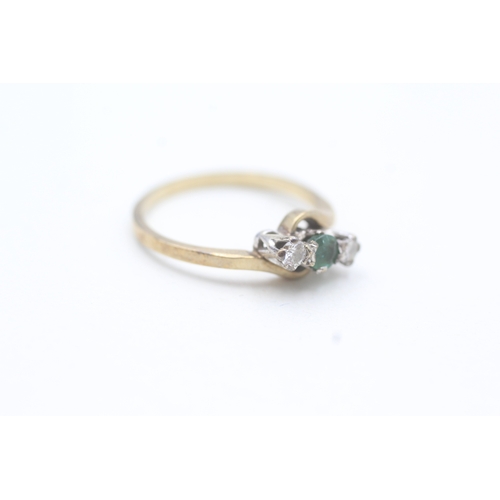 206 - 9ct gold diamond & emerald three stone ring (1.9g) Size  M