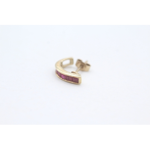 22 - 9ct gold ruby half hoop earrings (1.3g)