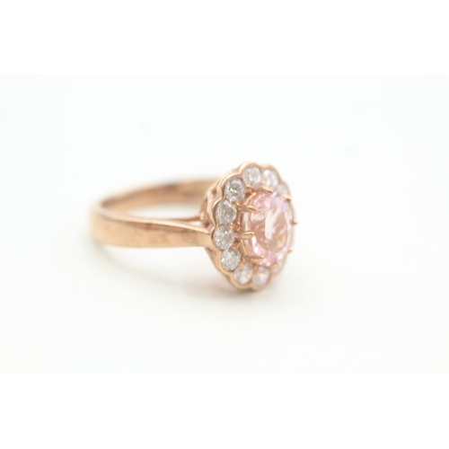 23 - 9ct rose gold cubic zirconia and morganite set cluster ring (4.1g) Size  L 1/2