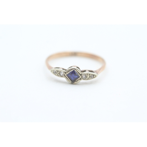 34 - 9ct rose gold Art Deco blue and white gemstone set dress ring (1.4g) Size  P 1/2