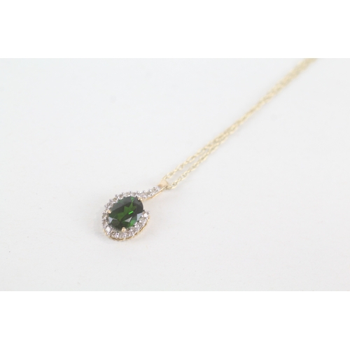 62 - 9ct gold diamond & diopside pendant necklace (1.3g)