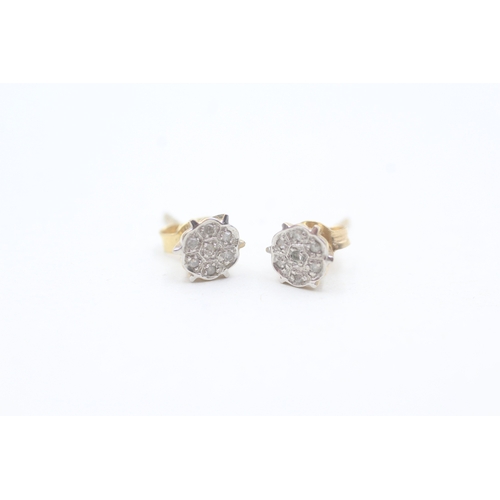 69 - 9ct gold diamond cluster stud earrings (0.8g)