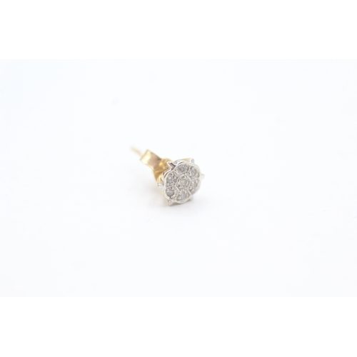 69 - 9ct gold diamond cluster stud earrings (0.8g)