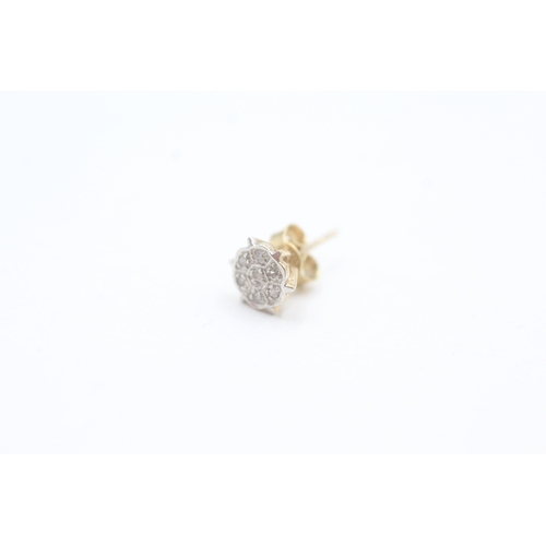 69 - 9ct gold diamond cluster stud earrings (0.8g)