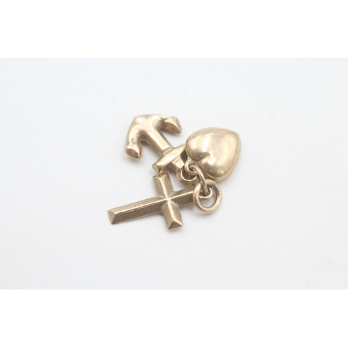 79 - 9ct gold love, faith & charity charm (1g)