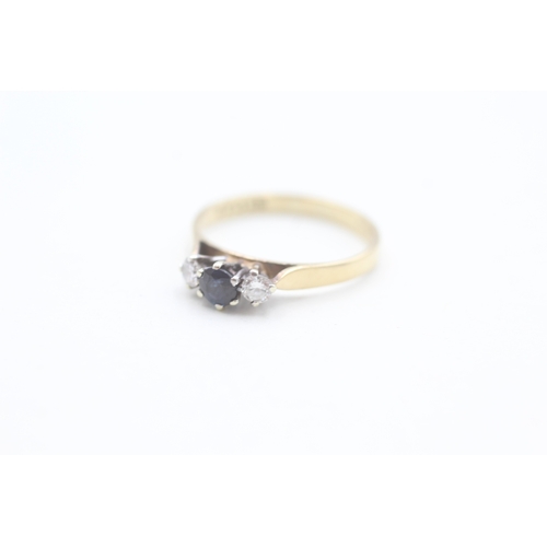 83 - 9ct gold diamond and sapphire set trilogy ring (1.4g) Size  K