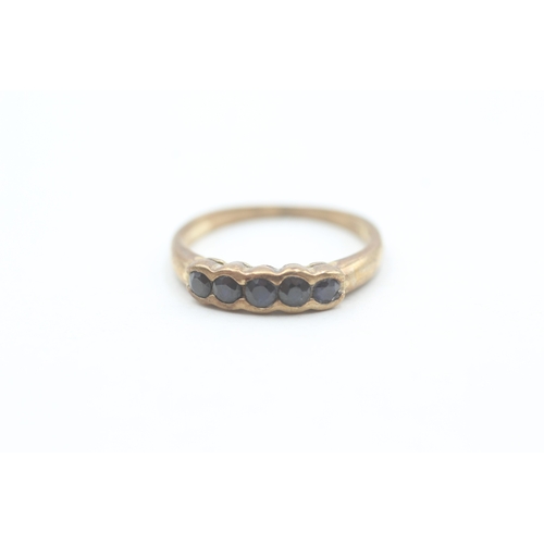 91 - 9ct gold sapphire set five stone eternity ring (2.3g) Size  P