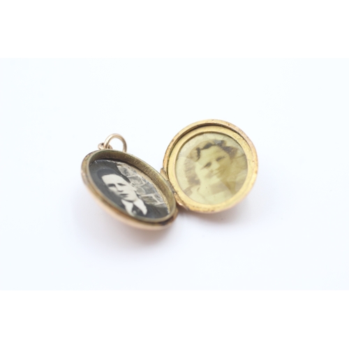 10 - 9ct gold vintage Aesthetic Movement swallow engraved oval locket (2.9g)