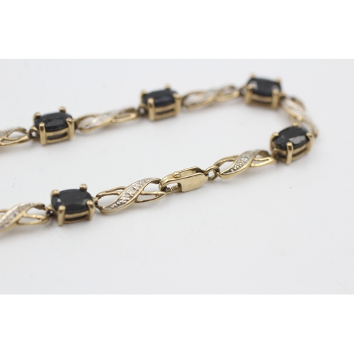 23 - 9ct gold diamond & sapphire fancy link bracelet (6.3g)