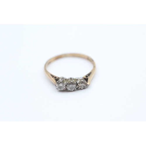 35 - 9ct gold diamond set trilogy ring (1.5g) Size  L