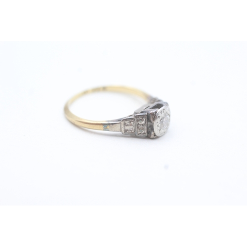 62 - 18ct gold Art Deco illusion set diamond single stone ring (2.8g) Size  K