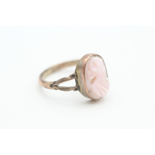 98 - 9ct rose gold antique conch shell carved cameo ring (2g) Size  O