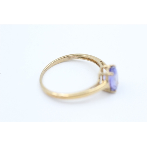 181 - 9ct gold oval cut tanzanite set solitaire ring (1.5g) Size  N 1/2