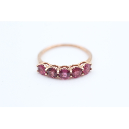 186 - 10kt rose gold pink tourmaline five stone eternity ring (1.9g) Size  O