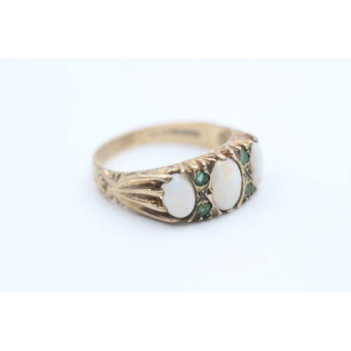 189 - 9ct gold vintage opal and emerald set dress ring (3.6g) Size  O