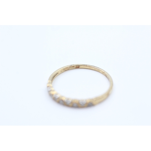 201 - 9ct gold diamond set half eternity ring (1.5g) Size  T 1/2