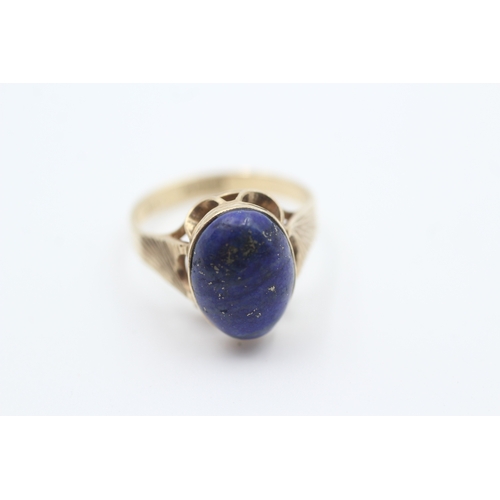 202 - 9ct gold lapis lazuli set dress ring (2.5g) Size  O