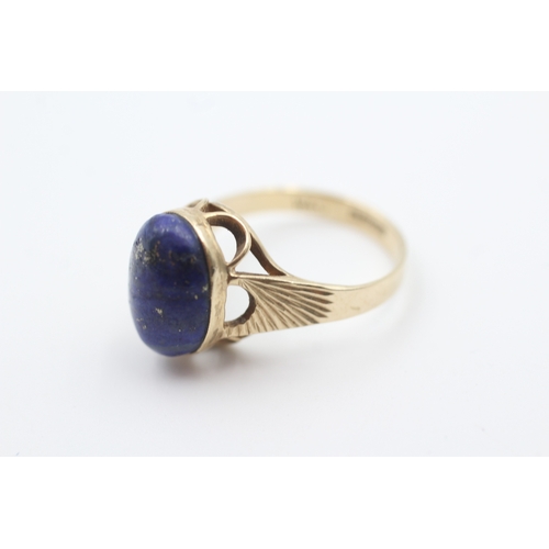 202 - 9ct gold lapis lazuli set dress ring (2.5g) Size  O