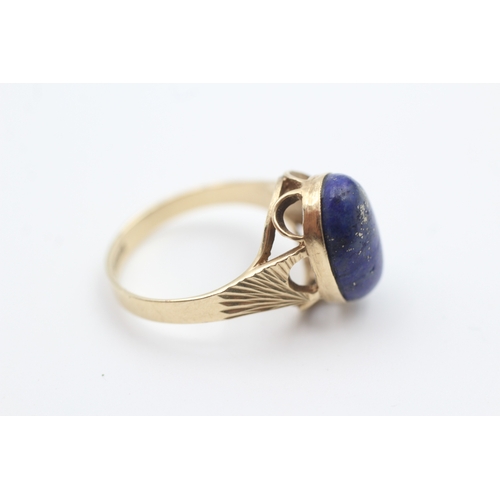 202 - 9ct gold lapis lazuli set dress ring (2.5g) Size  O