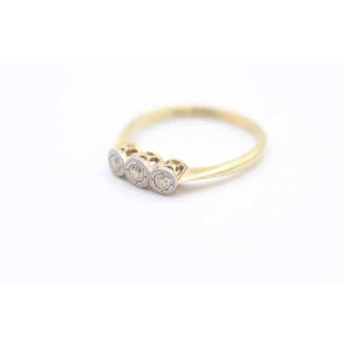 49 - 18ct gold antique millgrain set diamond trilogy ring (2.7g) Size  O