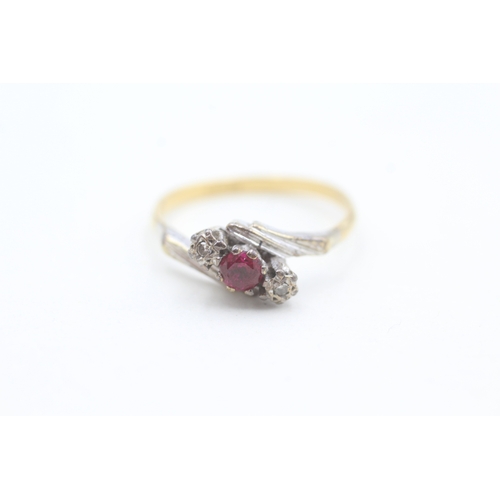 68 - 9ct gold diamond & ruby three stone ring (2.9g) Size  Q