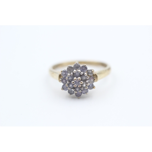 81 - 9ct gold tanzanite cluster ring (2.4g) Size  O