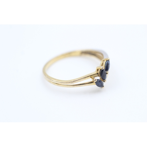 83 - 9ct gold diamond and sapphire set spray band ring (1.6g) Size  R