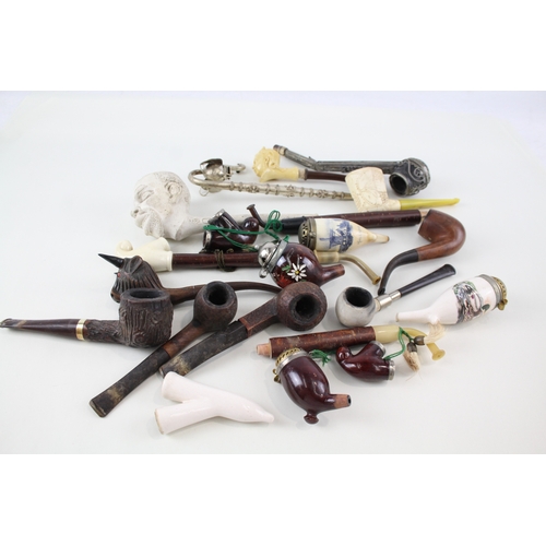 362 - Assorted Pipes Inc Vintage, Carved, Clay, Novelty, Wood, Etc Joblot