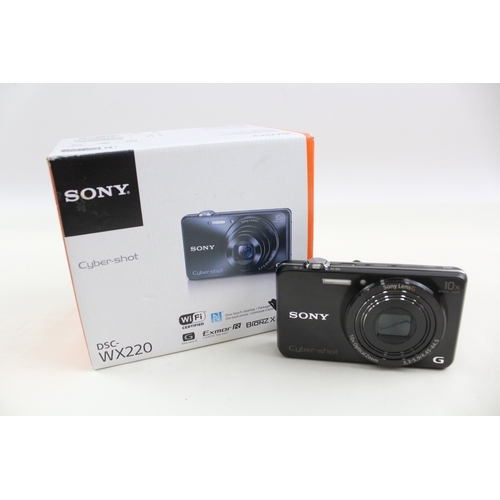 368 - Sony Cybershot DSC-WX220 Digital Compact Camera Working w/ Sony 10 Zoom