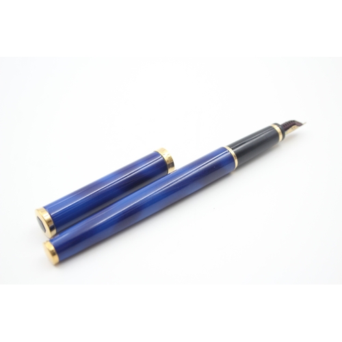 399 - Vintage Waterman Preface Blue Marble Fountain Pen w/ 18ct Gold Nib WRITING