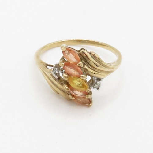 5 - 9ct gold diamond accented peach and yellow sapphire set cocktail ring (2.1g) Size  N