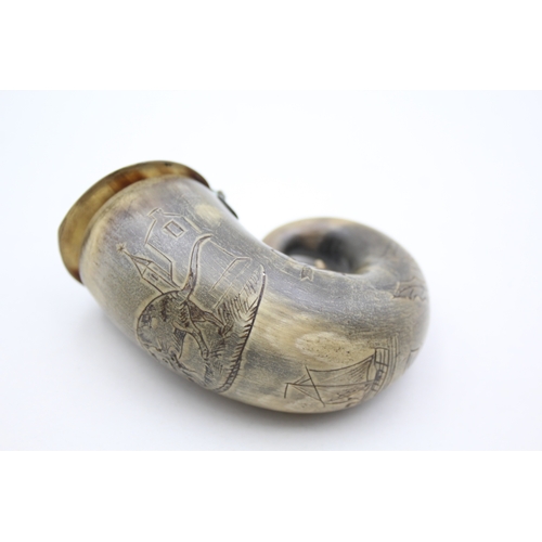 365 - Antique Scottish Curly Horn Snuff Mull w/ Scrimshaw Decoration Named Robert Bell