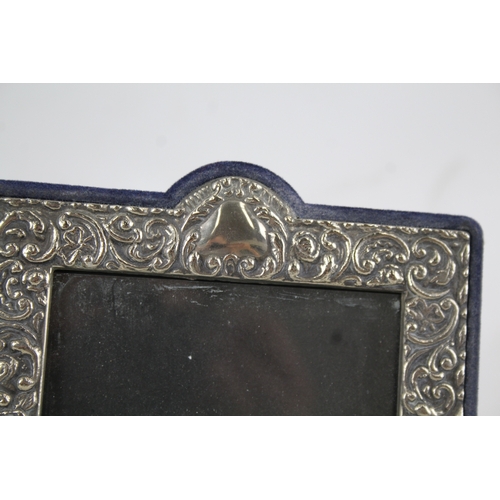 373 - Antique/Vintage Sterling Silver Picture Frames x2