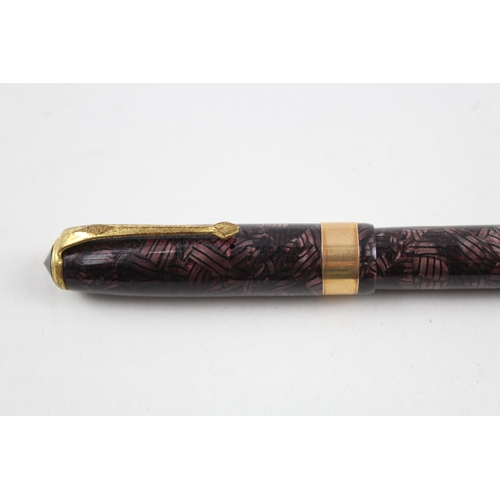 499 - Vintage Conway Stewart 27 Burgundy Fountain Pen w/ 14ct Gold Nib WRITING Boxed