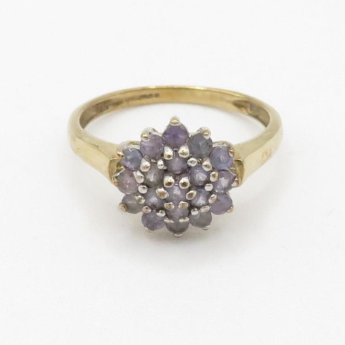 81 - 9ct gold tanzanite cluster ring (2.4g) Size  O