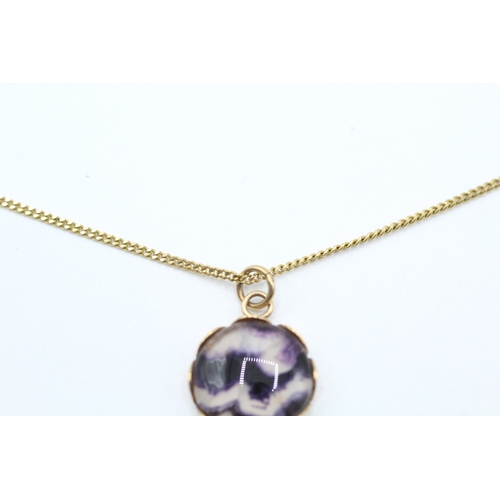 101 - 9ct gold blue john pendant necklace (2.1g)
