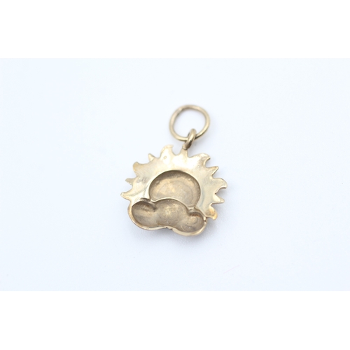 12 - 9ct white and yellow gold sunrise charm (0.9g)