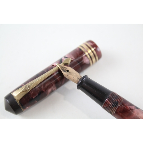 398 - Vintage Conway Stewart 388 Burgundy Fountain Pen w/ 14ct Gold Nib WRITING