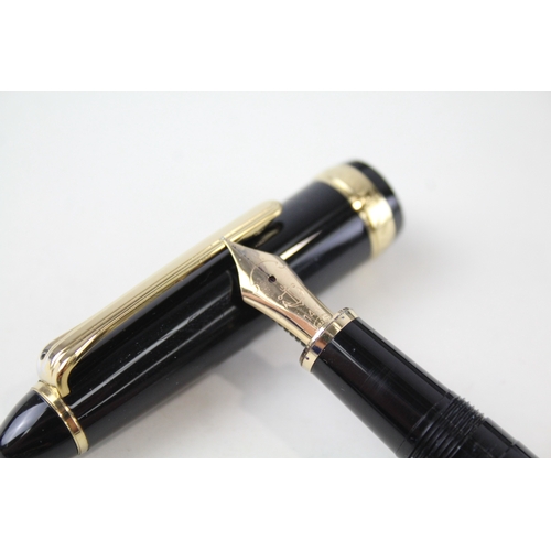 400 - Sailor Japan 1911 Standard Series Black Resin Fountain Pen w/ 14ct Gold Nib