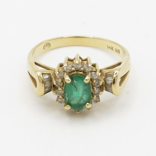 111 - 14ct gold emerald & diamond dress ring (3.7g) Size  O 1/2