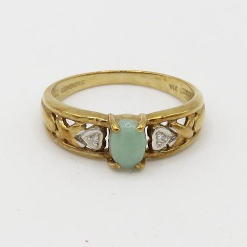 70 - 9ct gold diamond and jade heart ring (2.2g) Size  N