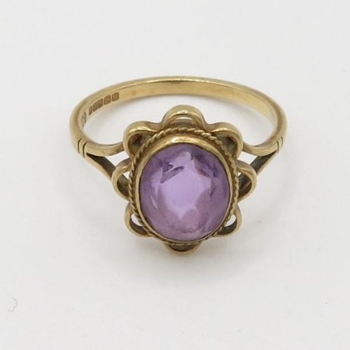 89 - 9ct gold amethyst single stone ring (2.6g) Size  O