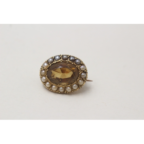 105 - 9ct gold antique citrine & seed pearl brooch (2.5g)