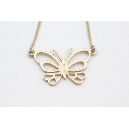 21 - 9ct gold vintage butterfly necklace (3.3g)