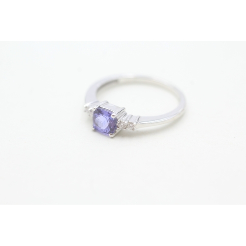 23 - 9ct gold tanzanite & diamond dress ring (1.9g) Size  N