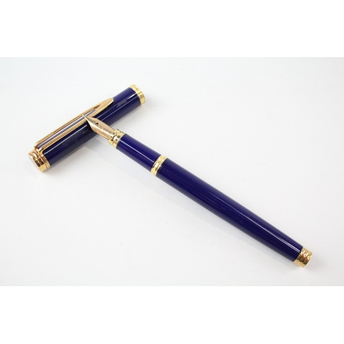 485 - Vintage Waterman Ideal Navy Lacquer Fountain Pen w/ 18ct Gold Nib WRITING