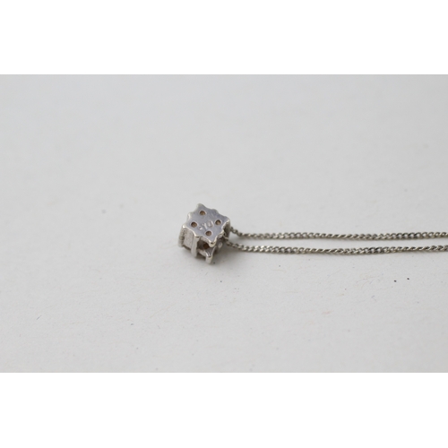 55 - 9ct white gold diamond cluster pendant necklace (0.9g)